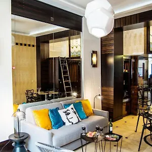 Apartamento Boisé à 2 Pas Du Jardin Du Luxembourg, París