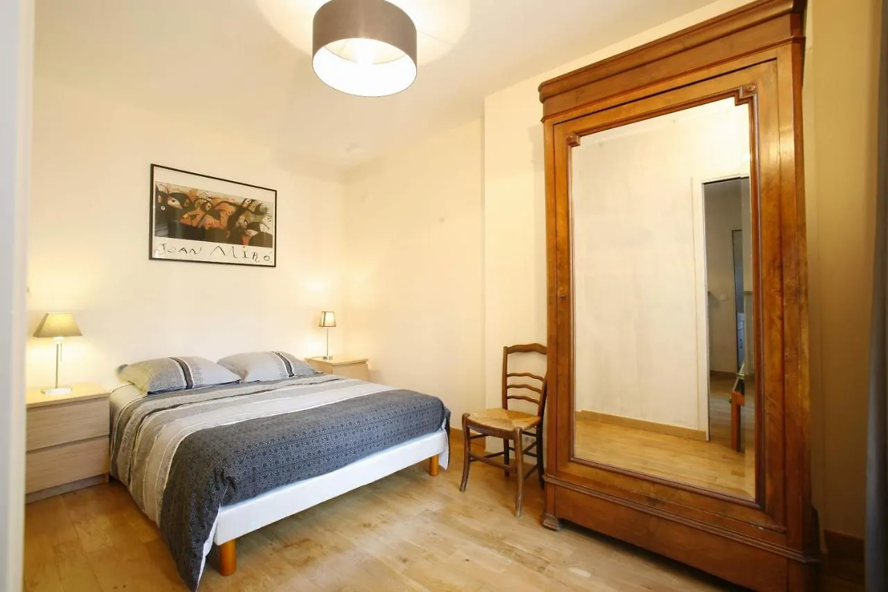 Appartement tout confort au pied du Métro Glacière Parigi