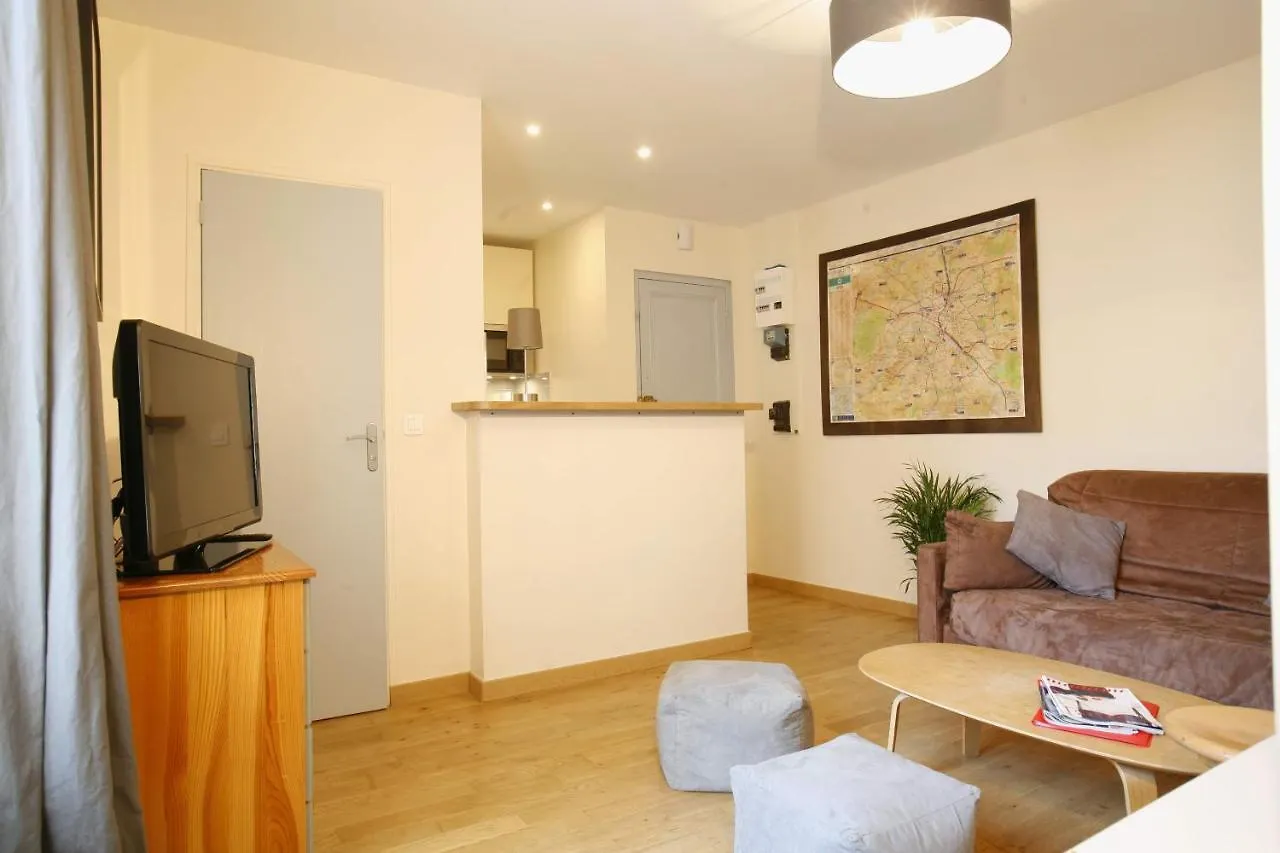 Appartement tout confort au pied du Métro Glacière París 0*,